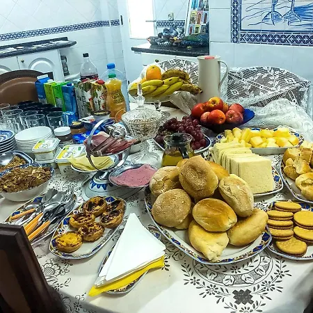 Lar Dois Coracoes 호스텔 알제스