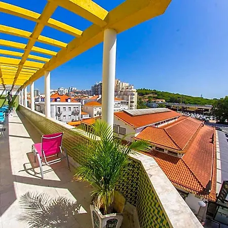 Lar Dois Coracoes Hostel *