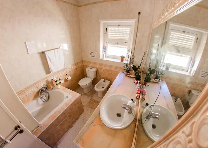 Lar Dois Coracoes 알제스